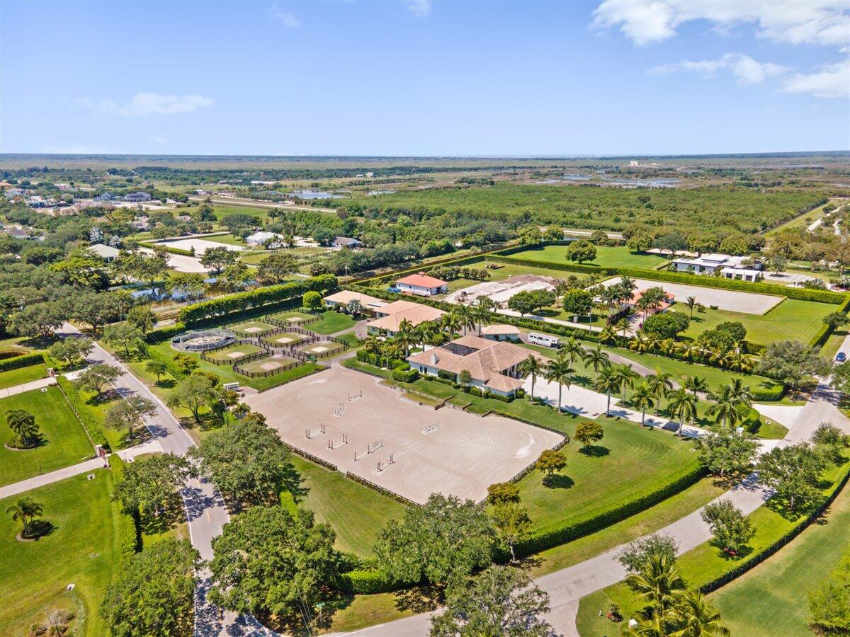 PALM BEACH POINT - Residential