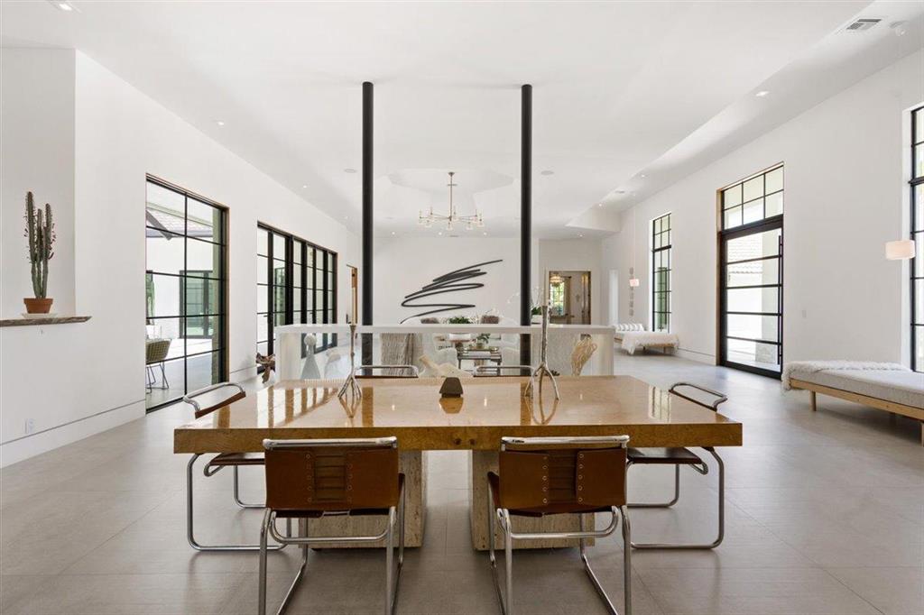 PALM BEACH POINT - Residential