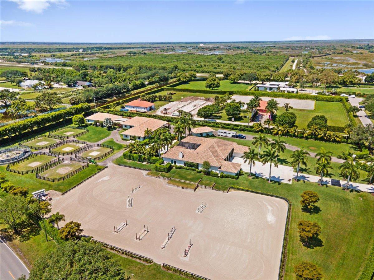 PALM BEACH POINT - Residential