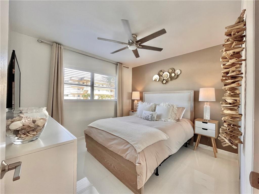 Snug Harbor - Residential