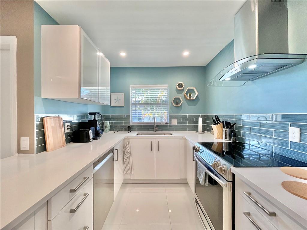 Snug Harbor - Residential