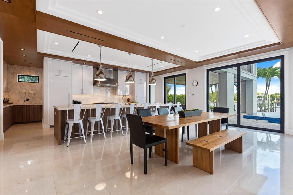 RIVERSIDE on the LOX - Residential