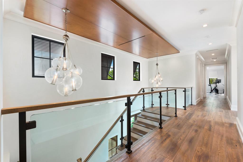 RIVERSIDE on the LOX - Residential