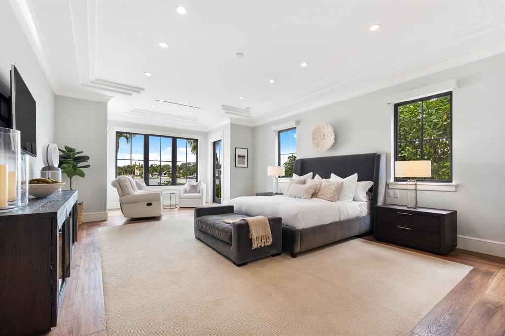 RIVERSIDE on the LOX - Residential