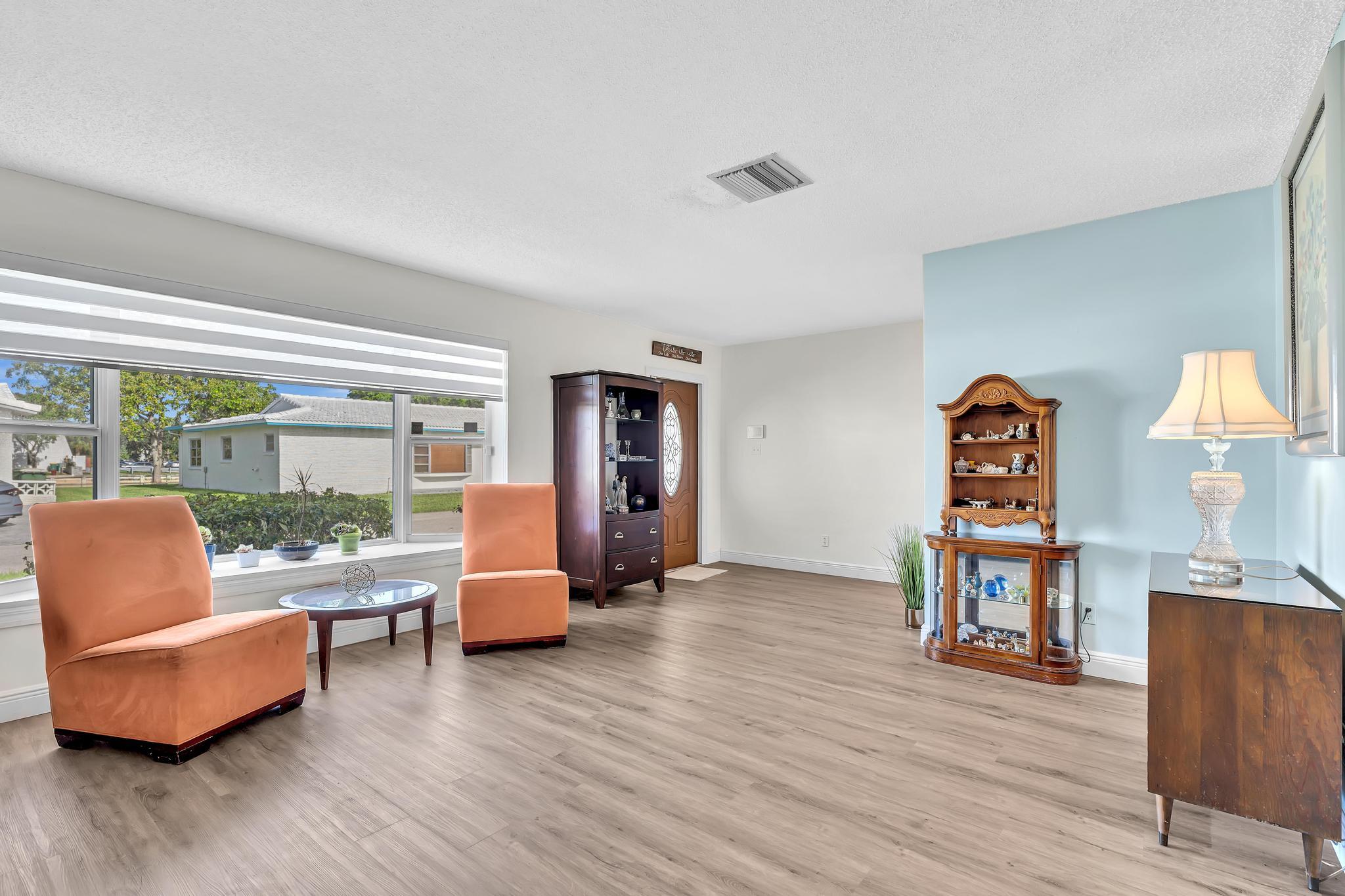 MAINLANDS OF TAMARAC LAKES - Residential