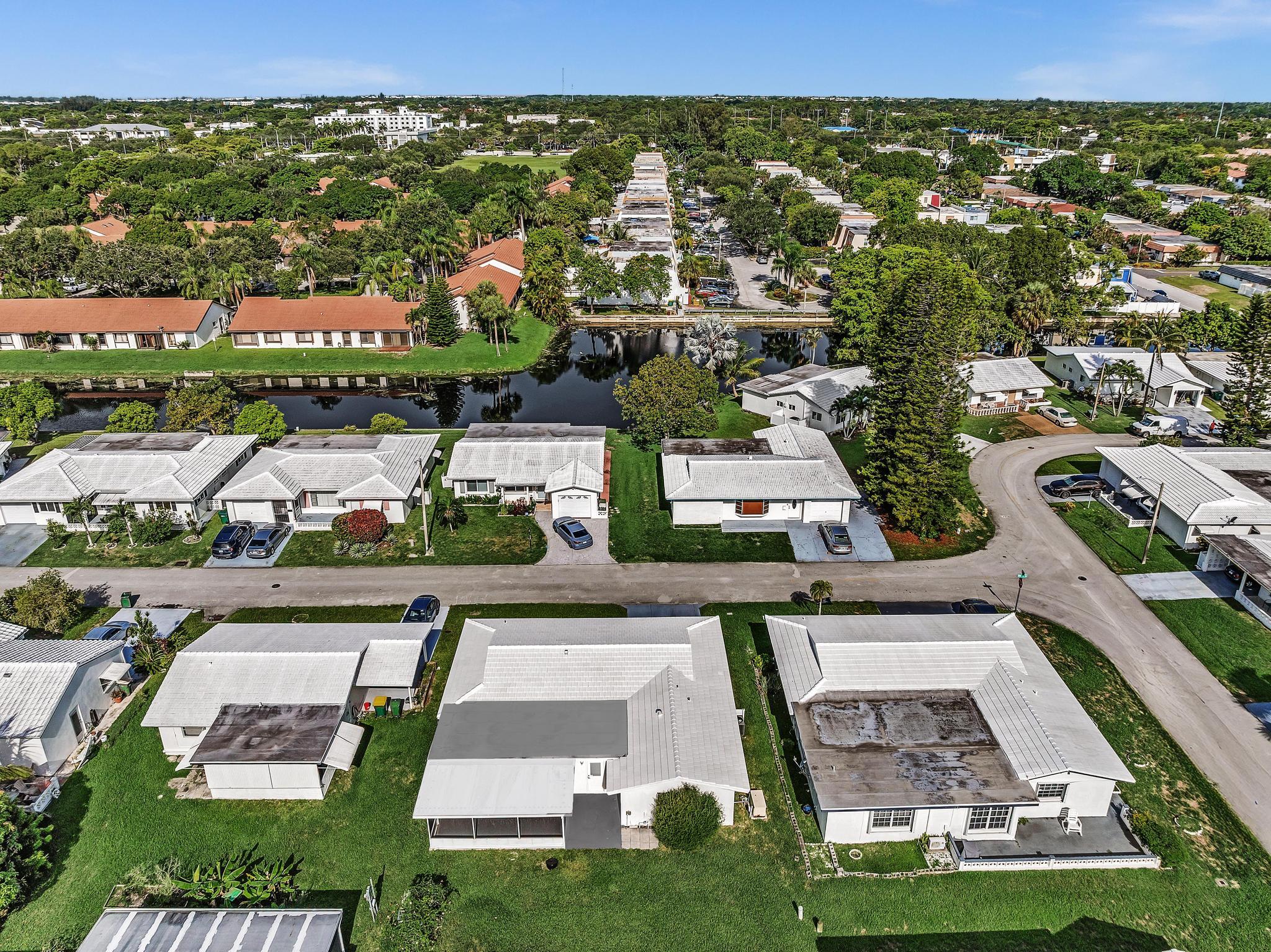 MAINLANDS OF TAMARAC LAKES - Residential