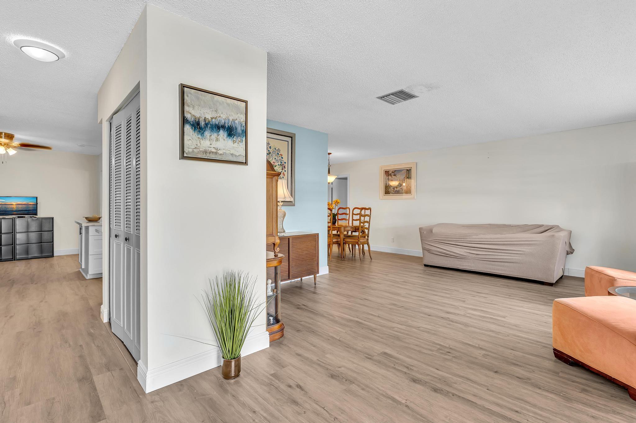 MAINLANDS OF TAMARAC LAKES - Residential