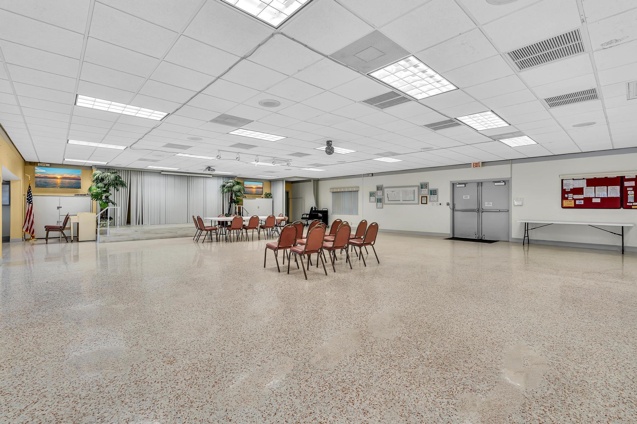 MAINLANDS OF TAMARAC LAKES - Residential