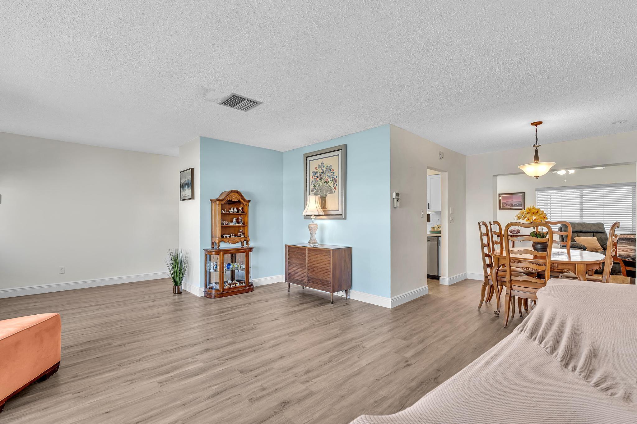 MAINLANDS OF TAMARAC LAKES - Residential