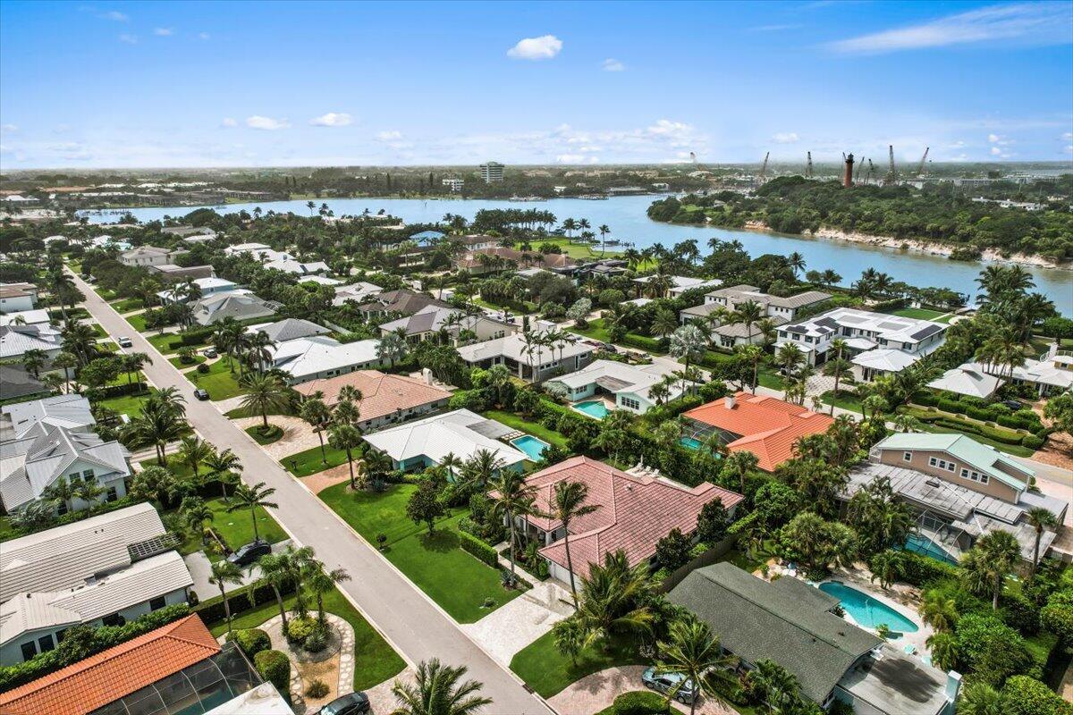 JUPITER INLET BEACH COLONY - Residential