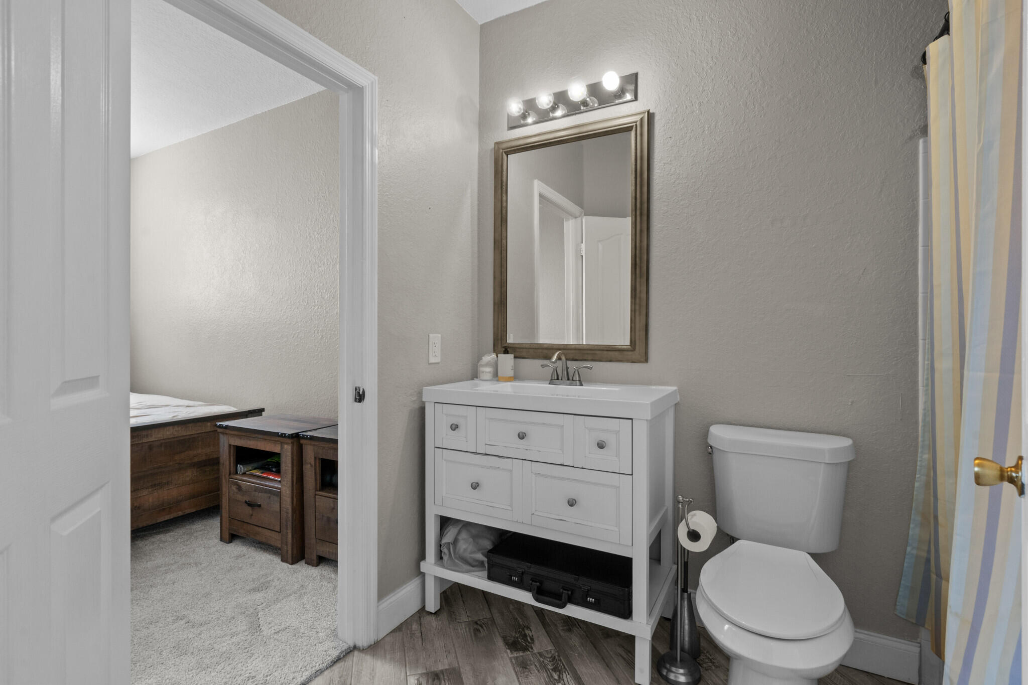 VISCONTI WEST CONDO - Residential