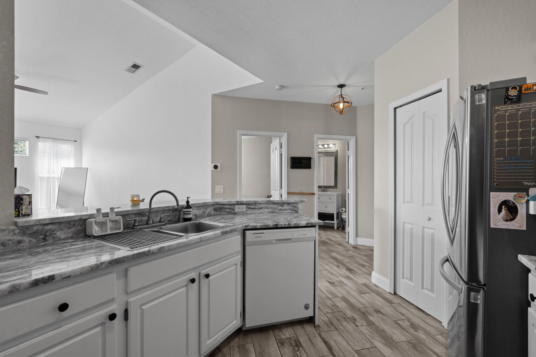 VISCONTI WEST CONDO - Residential