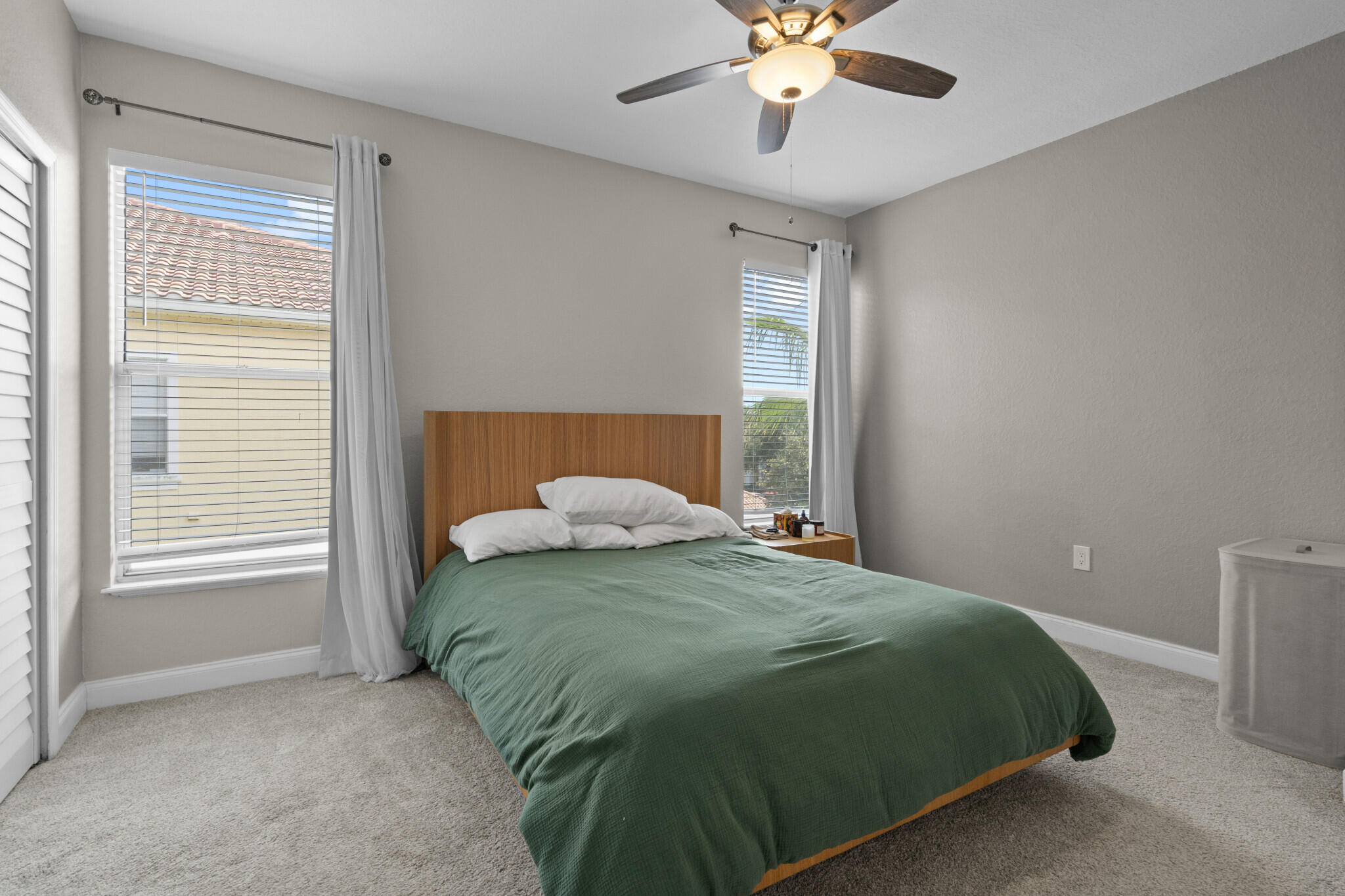 VISCONTI WEST CONDO - Residential