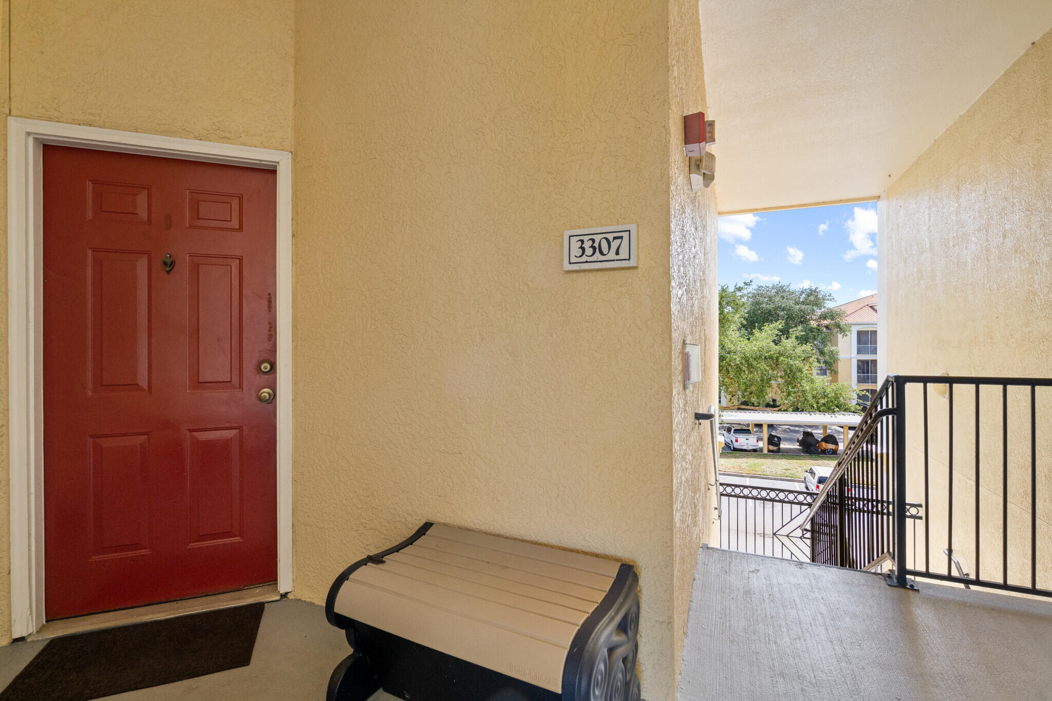 VISCONTI WEST CONDO - Residential