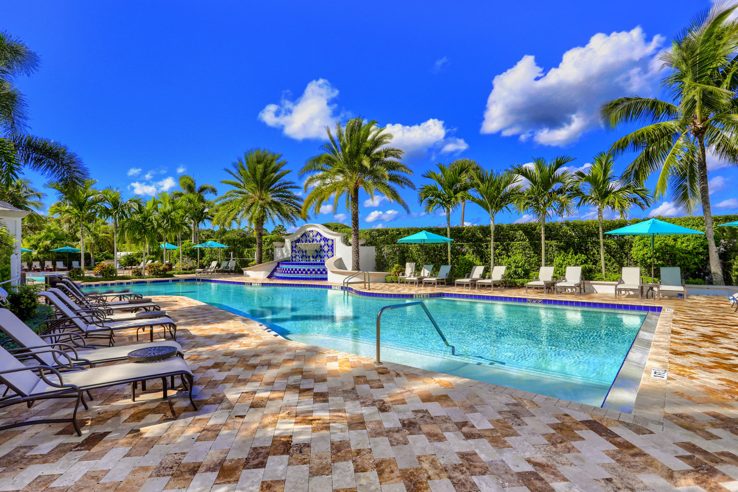 MIRASOL QUANTERA - Residential