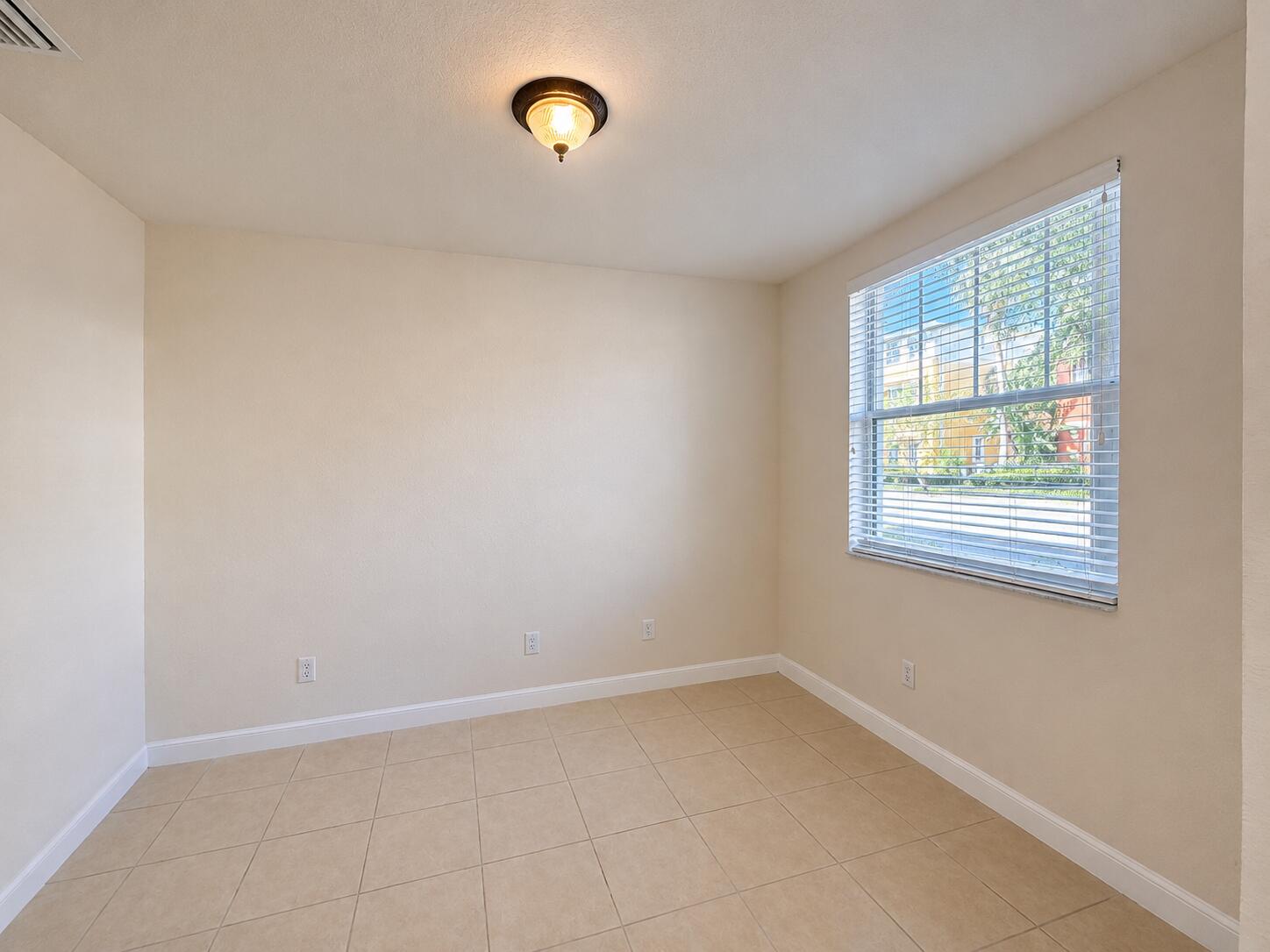CITYSIDE CONDO - Residential Lease