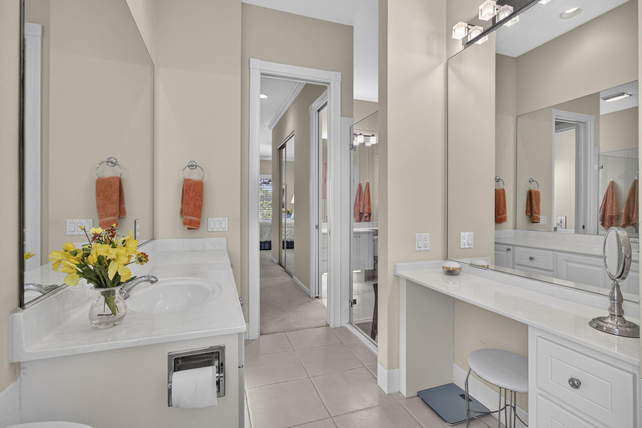 CARLETON OAKS - Residential
