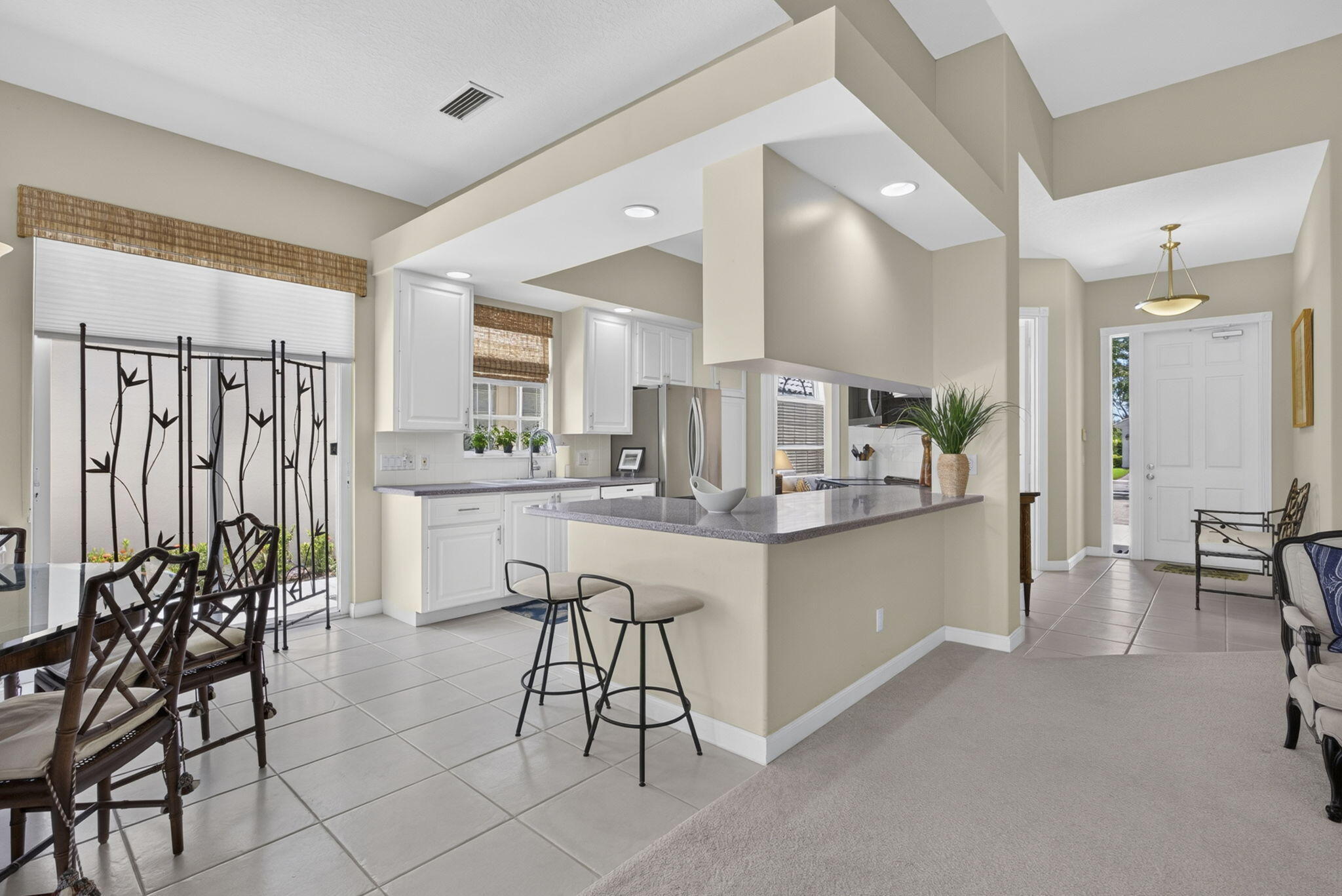 CARLETON OAKS - Residential