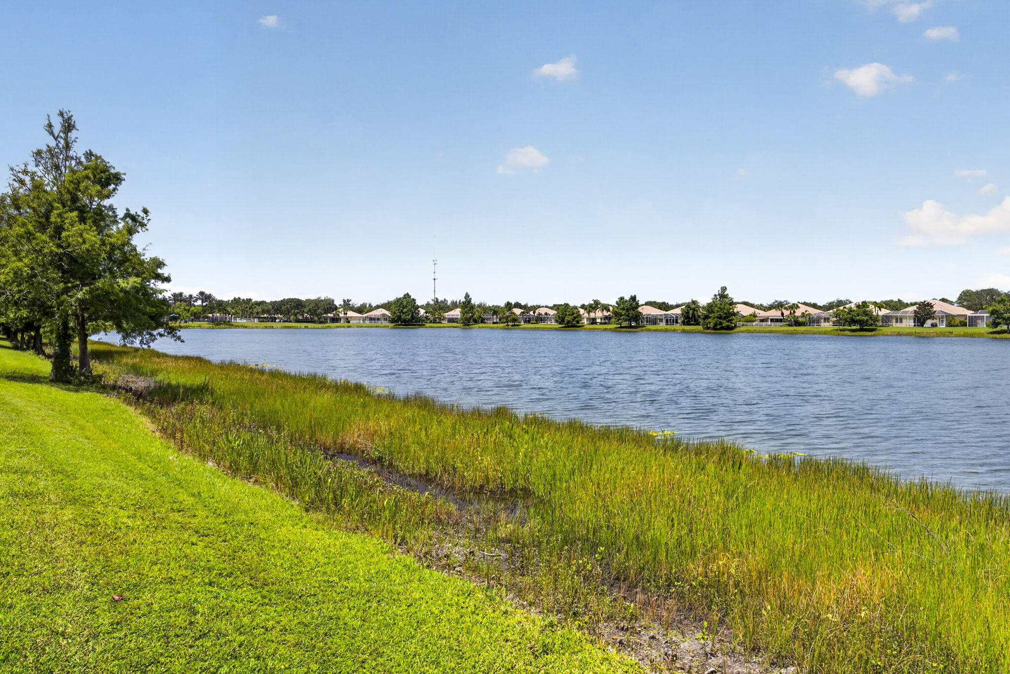 CARLETON OAKS - Residential