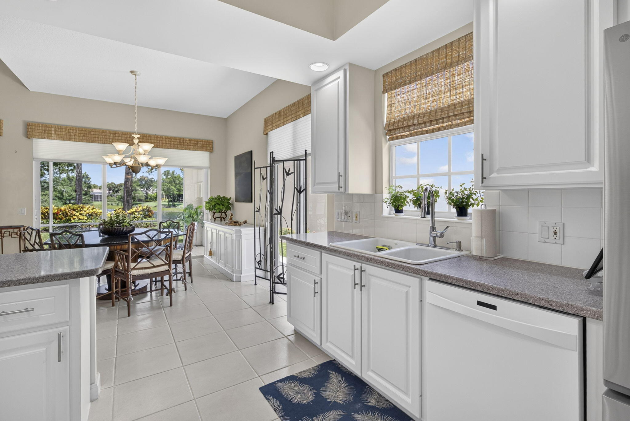 CARLETON OAKS - Residential