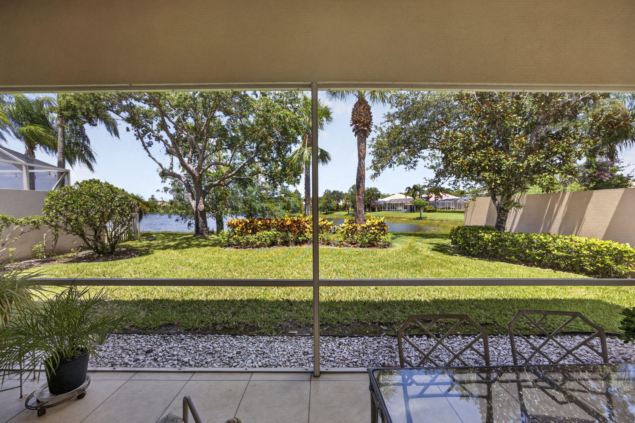 CARLETON OAKS - Residential