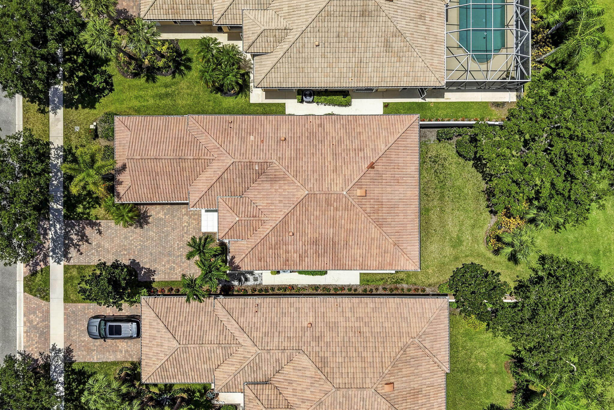 CARLETON OAKS - Residential