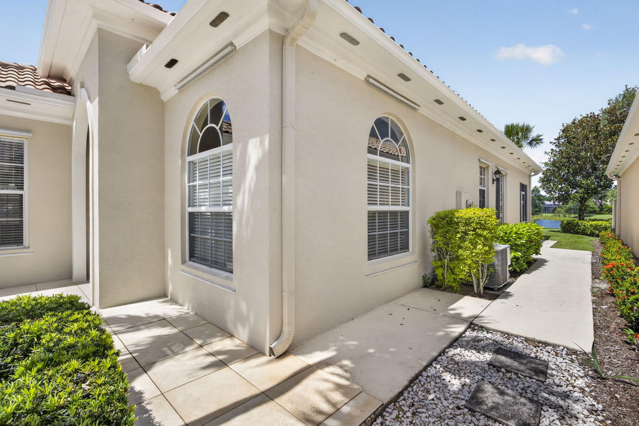 CARLETON OAKS - Residential