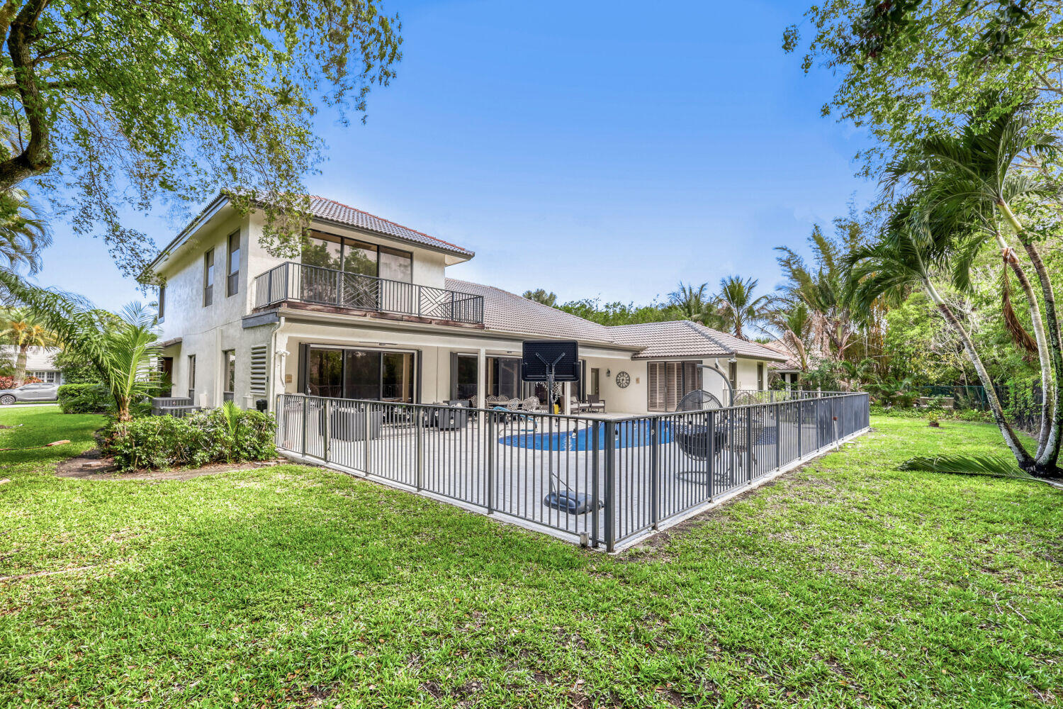 PINE TREE GOLF CLUB - Residential