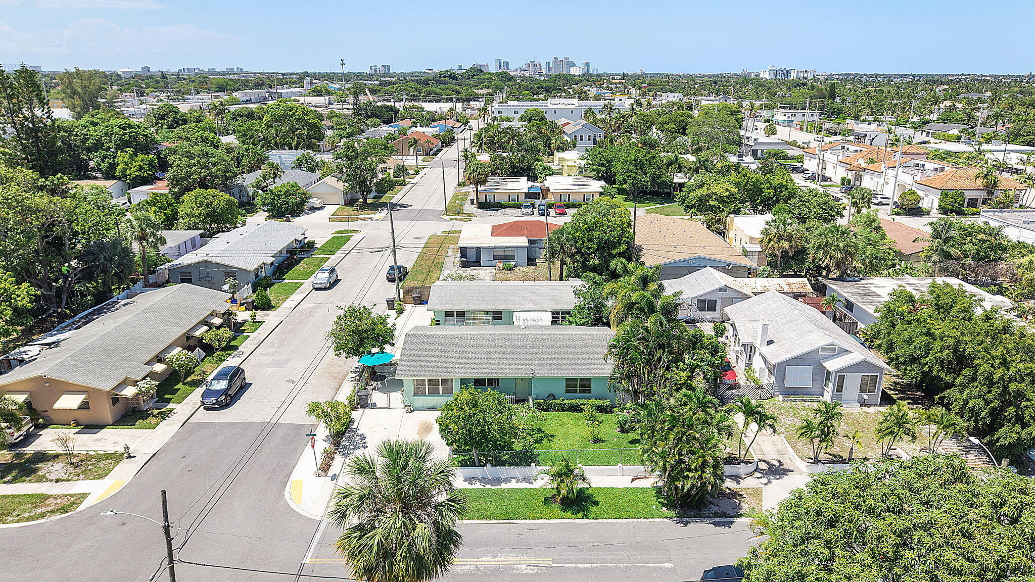 COLONIAL ESTATES - Residential Income