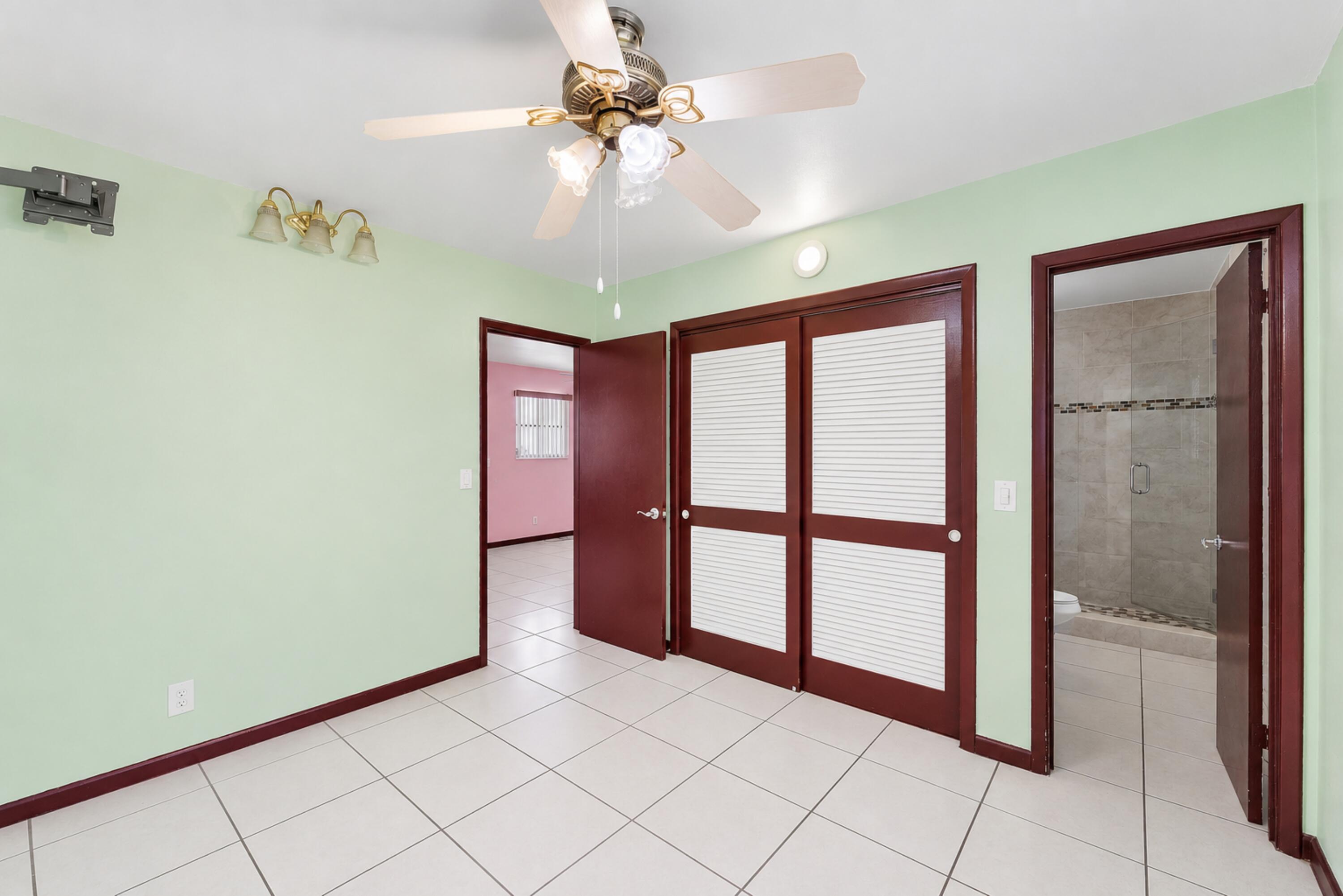 COLONIAL ESTATES - Residential Income