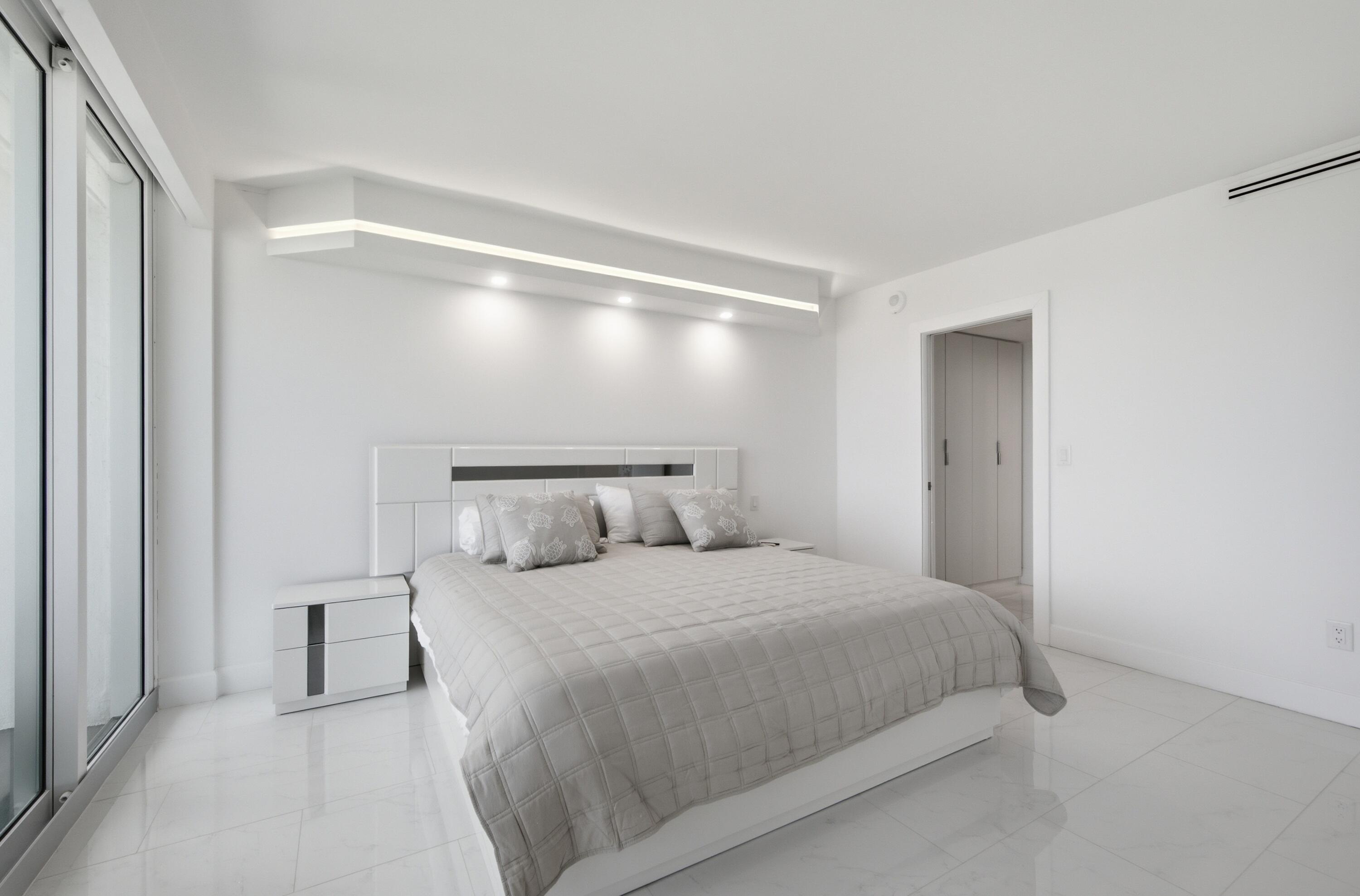 TIARA EAST CONDO - Residential