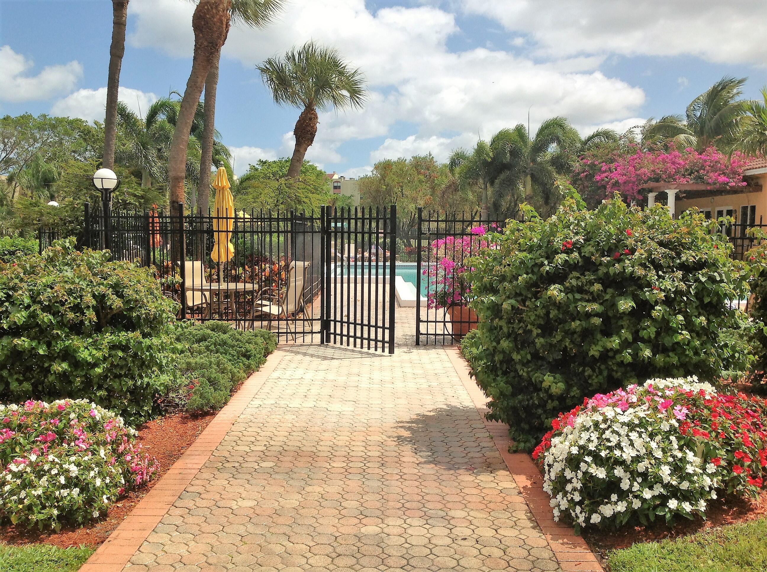 LAKESIDE CONDOMINIUM - Residential Lease