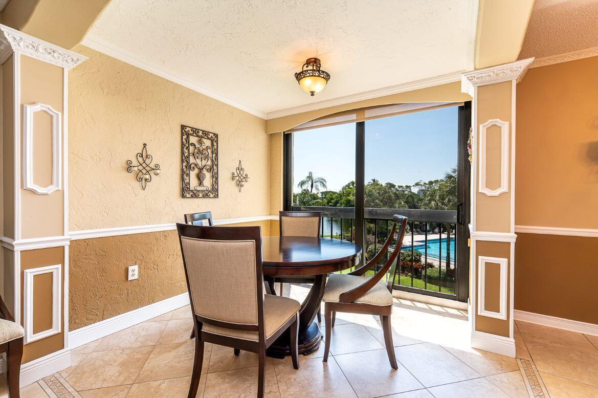 LAKESIDE CONDOMINIUM - Residential Lease