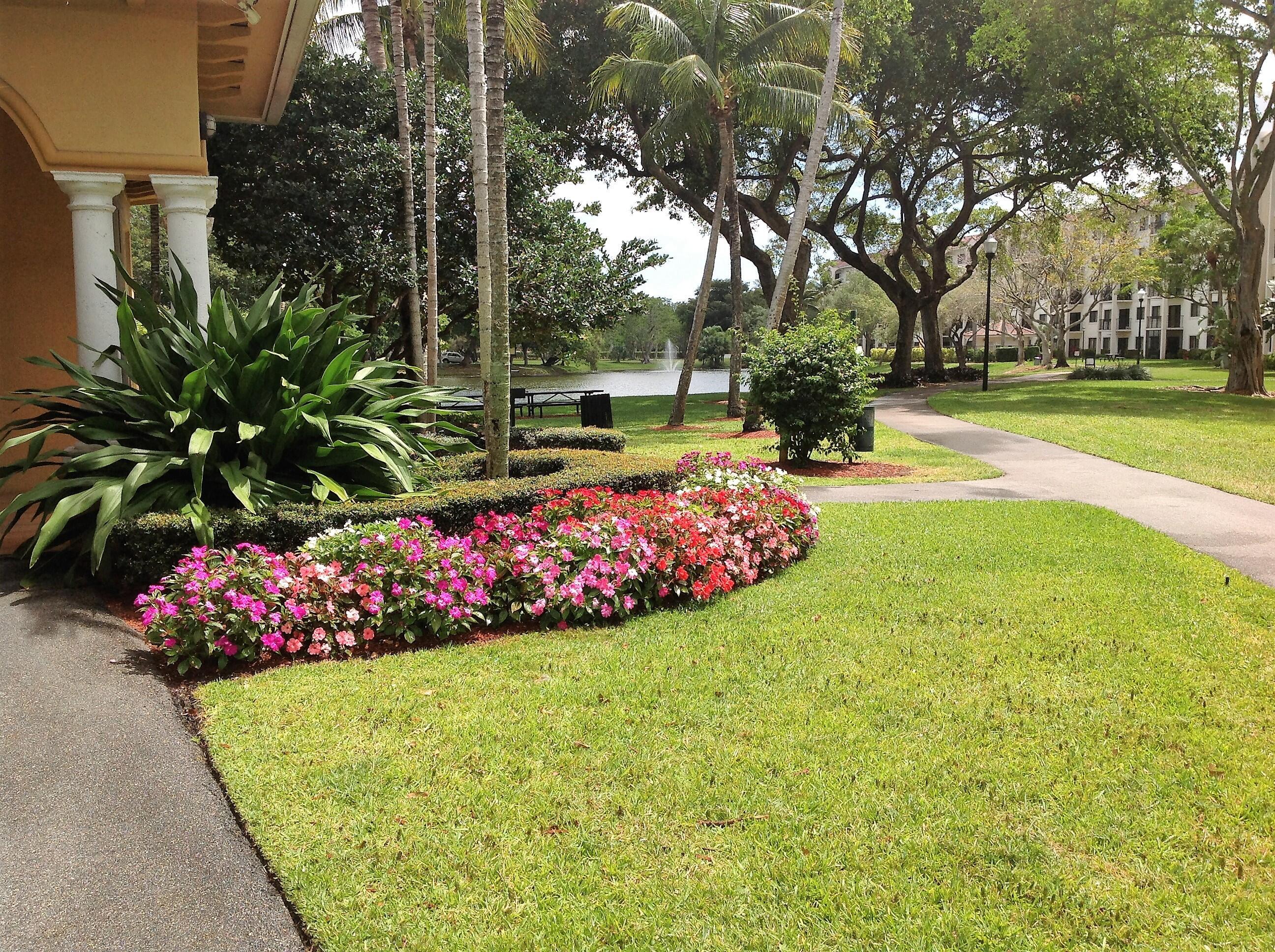 LAKESIDE CONDOMINIUM - Residential Lease