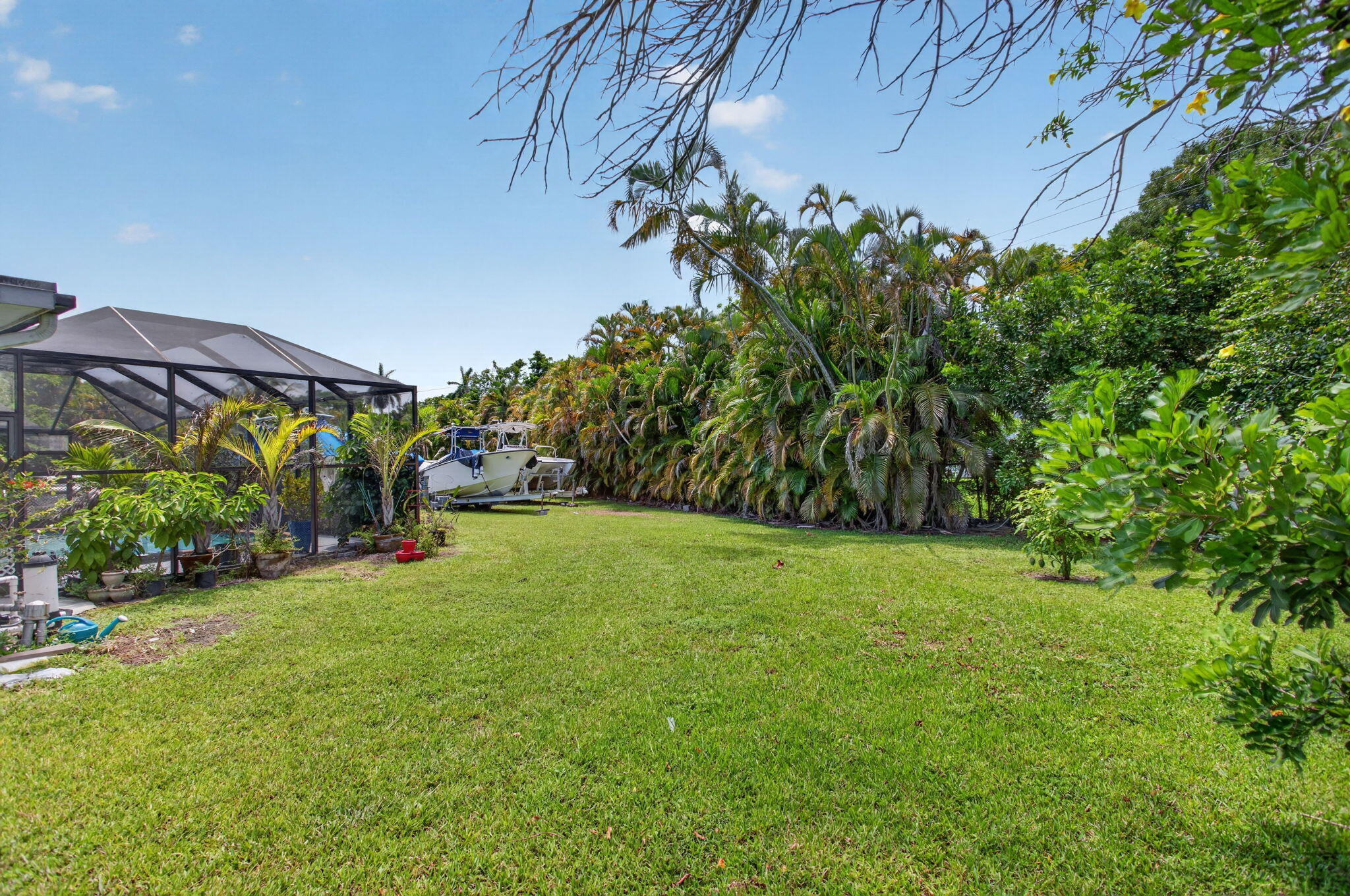 PLANTATIONS SECLUDED GARDENS - Residential