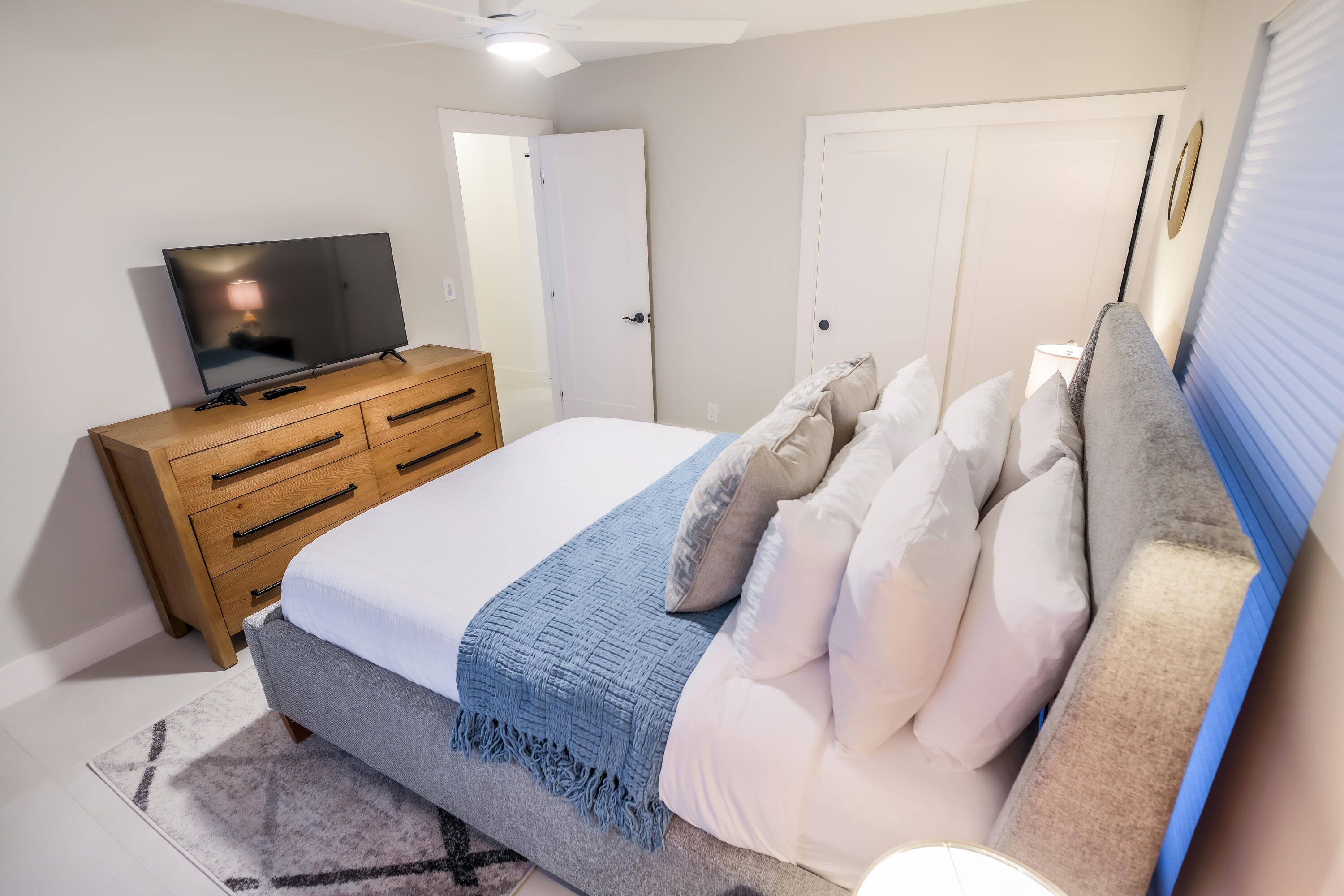 SHERWOOD PARK - Residential Lease
