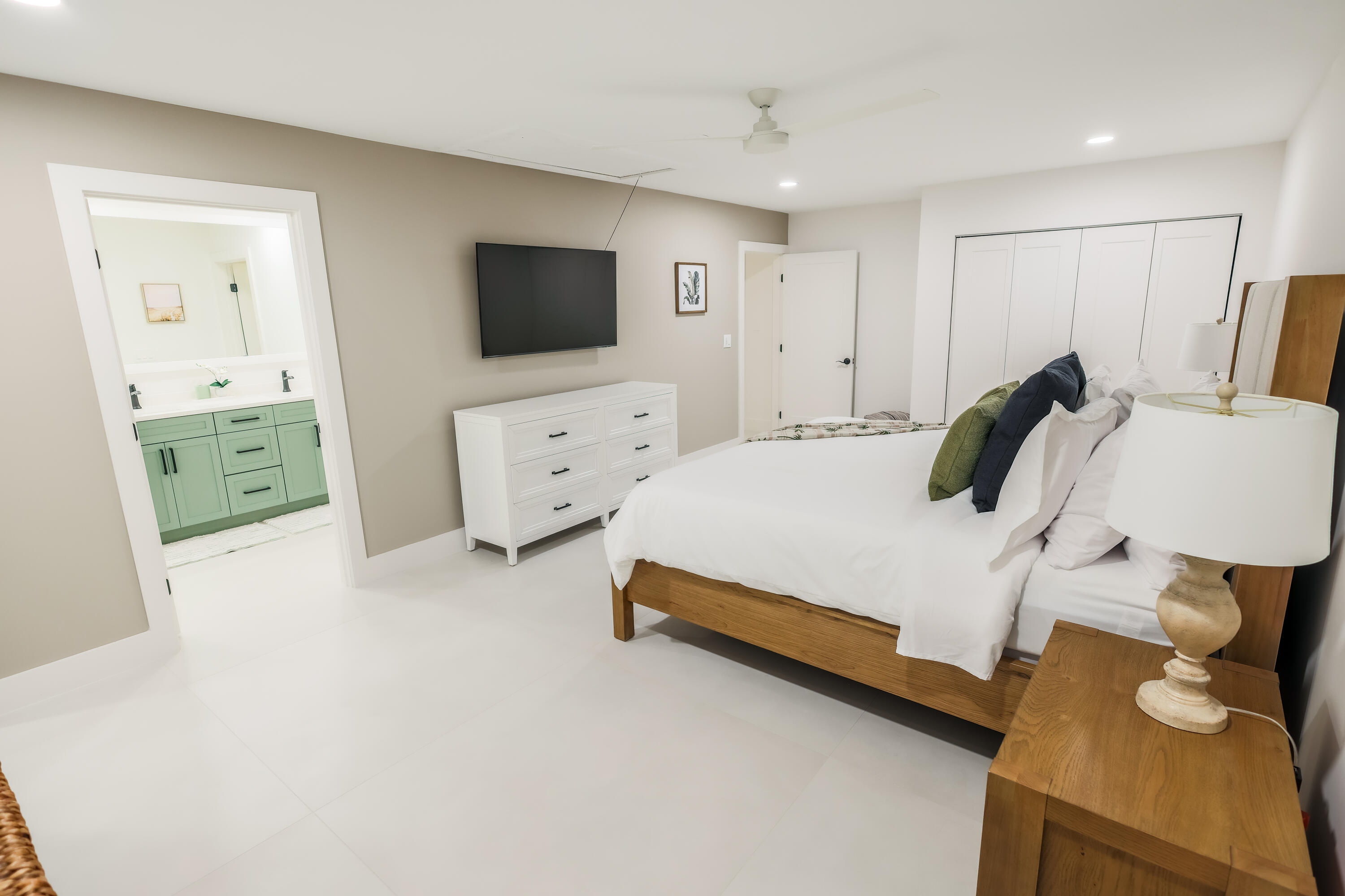 SHERWOOD PARK - Residential Lease