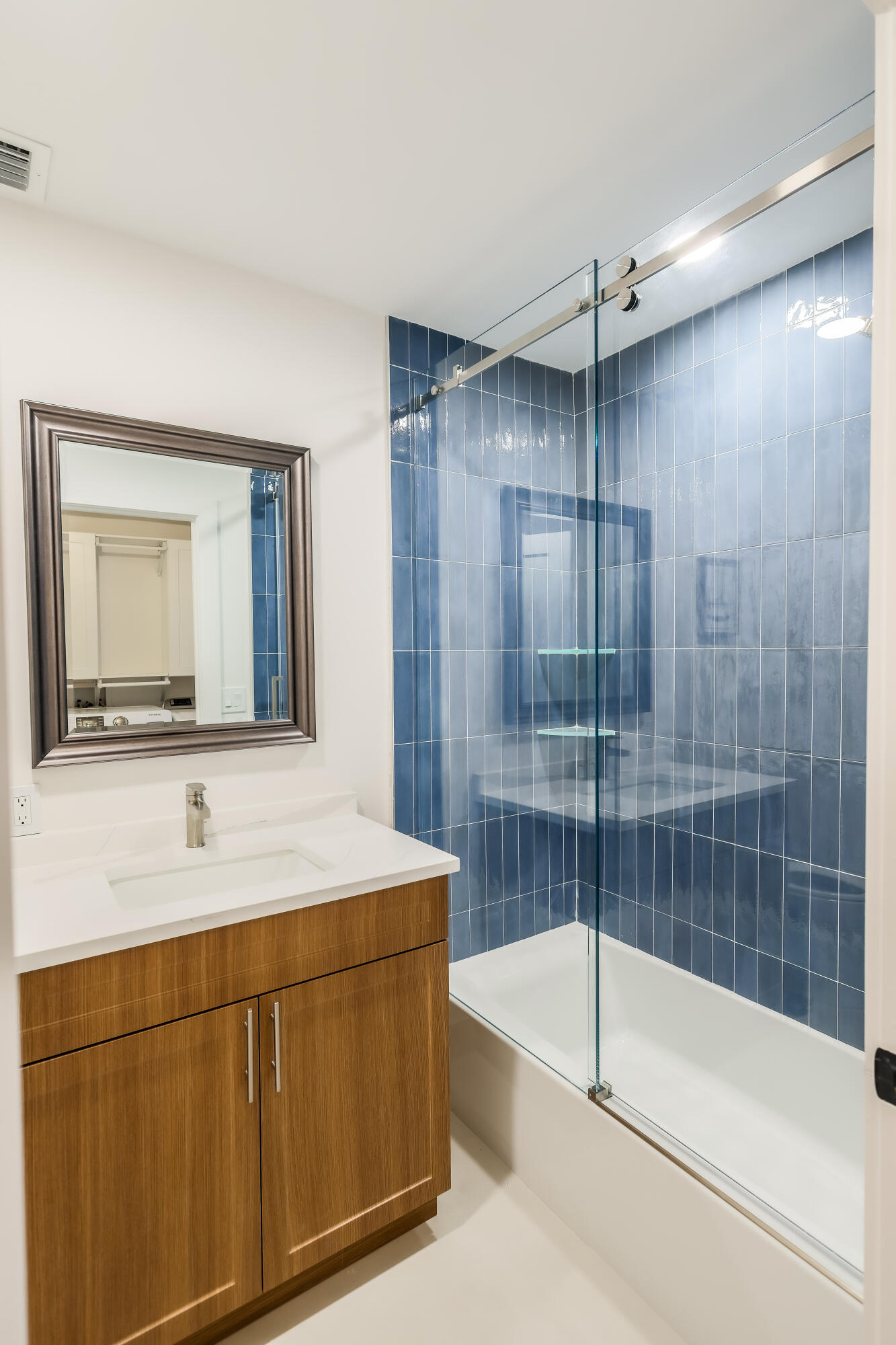 SHERWOOD PARK - Residential Lease