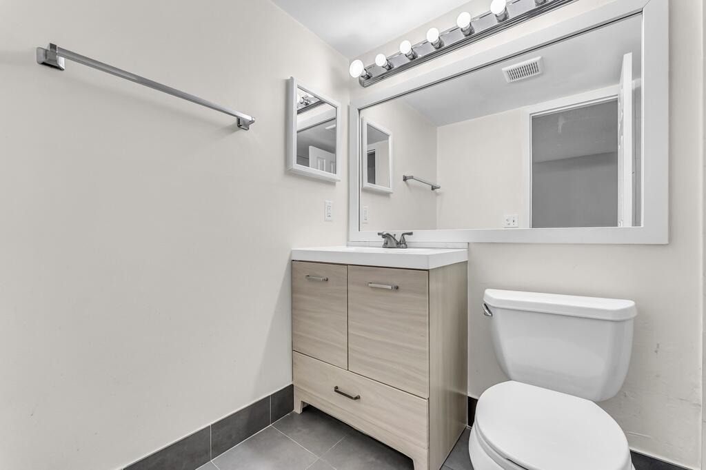 DORSET AT CENTURY VILLAGE CONDO - Residential