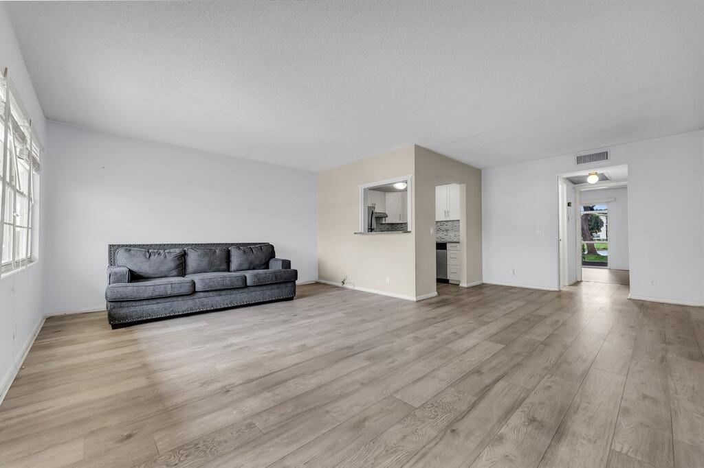 DORSET AT CENTURY VILLAGE CONDO - Residential