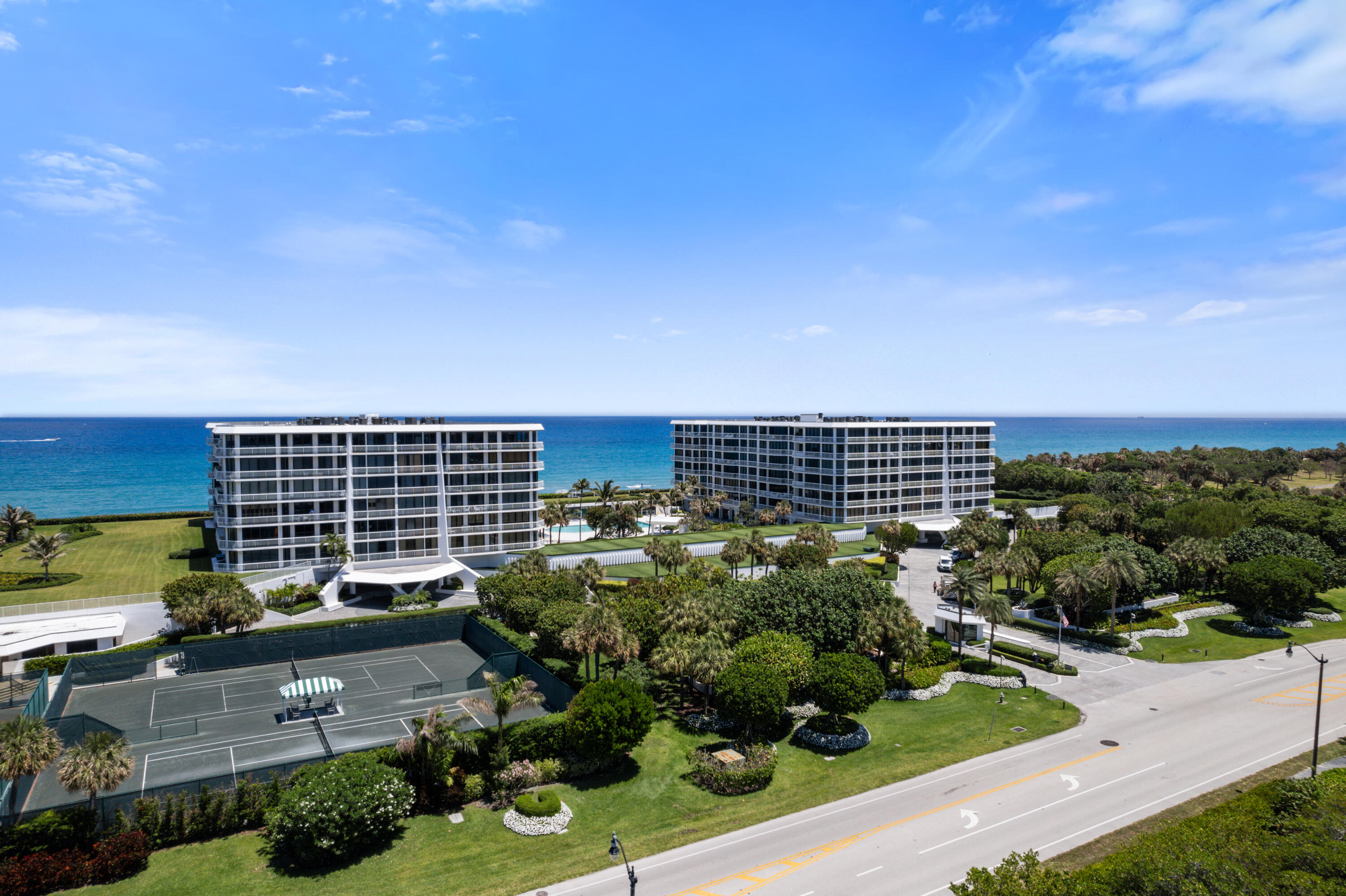 TWENTY ONE HUNDRED CONDO - Residential
