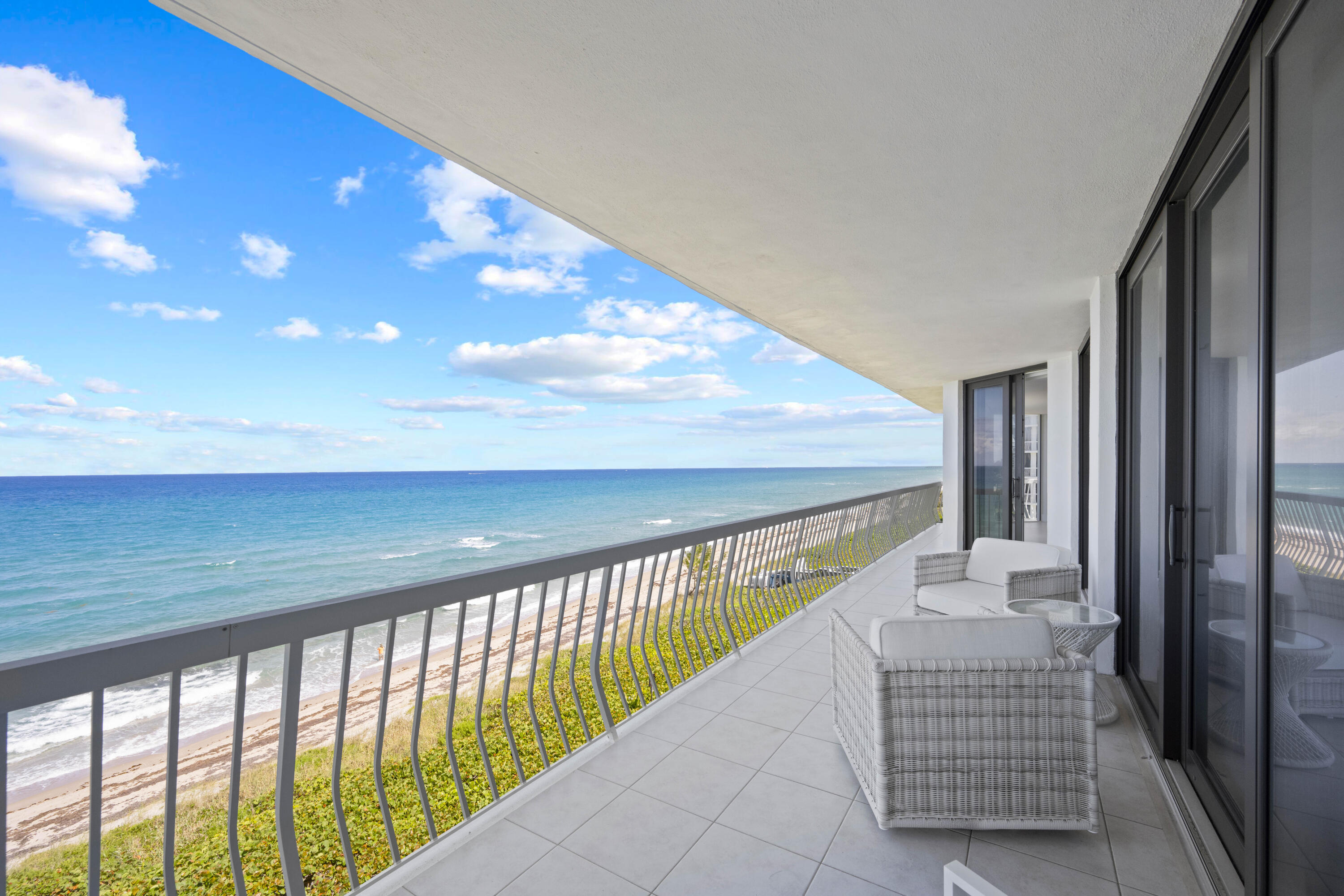 TWENTY ONE HUNDRED CONDO - Residential