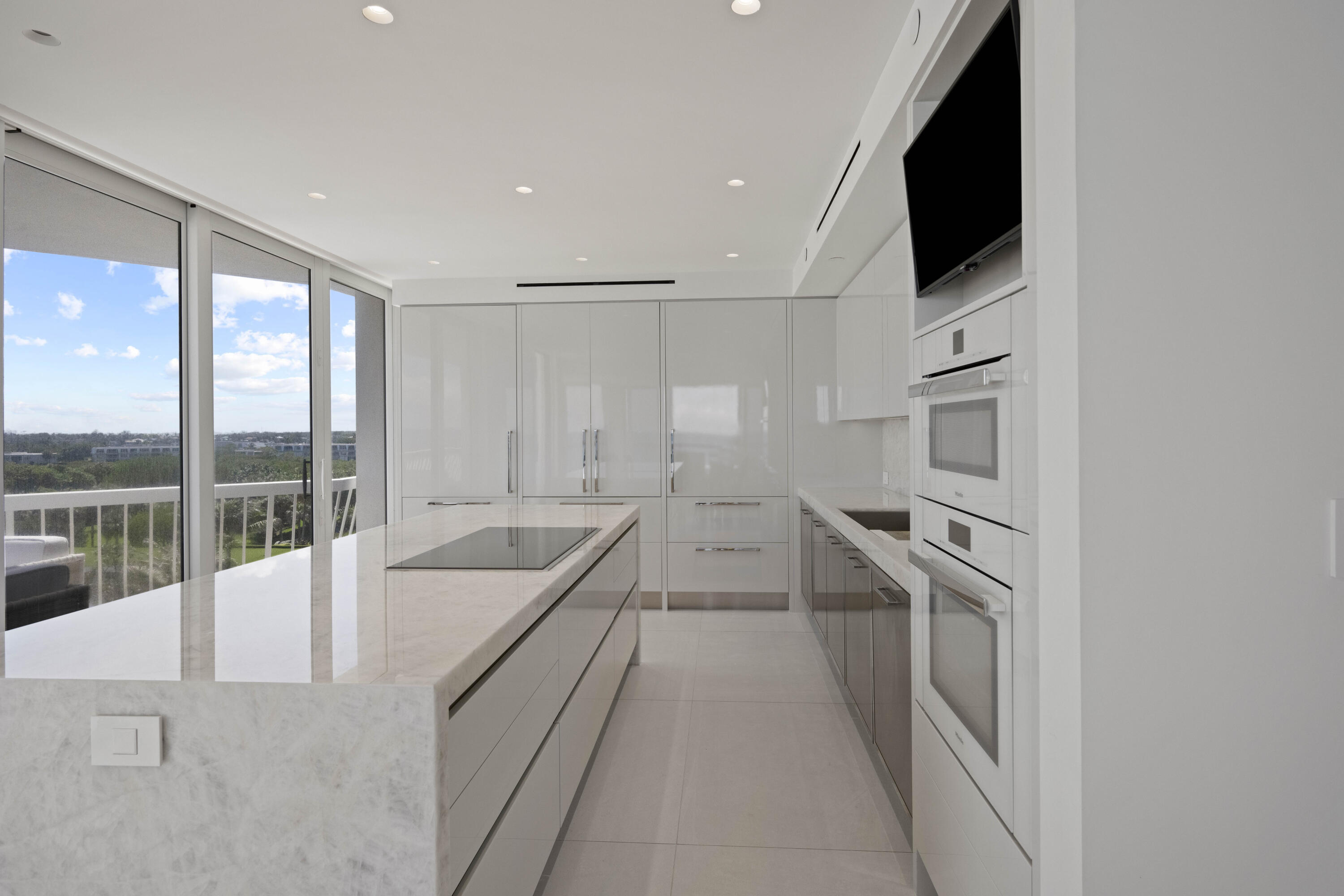 TWENTY ONE HUNDRED CONDO - Residential