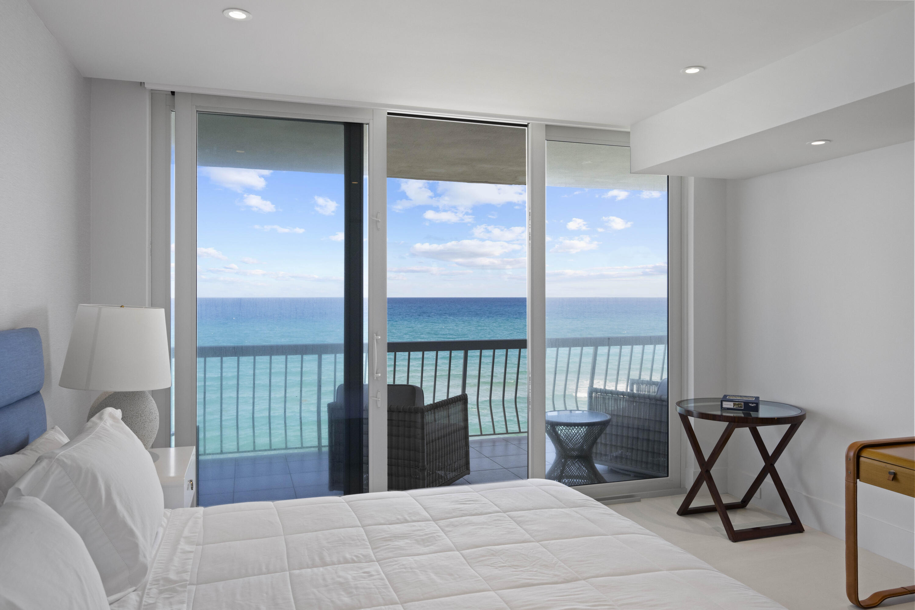 TWENTY ONE HUNDRED CONDO - Residential