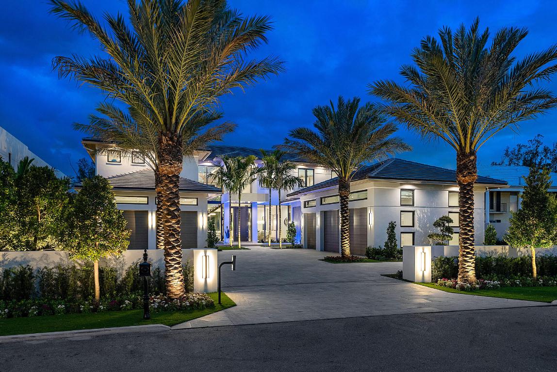 ROYAL PALM YACHT & COUNTRY CLUB - Residential