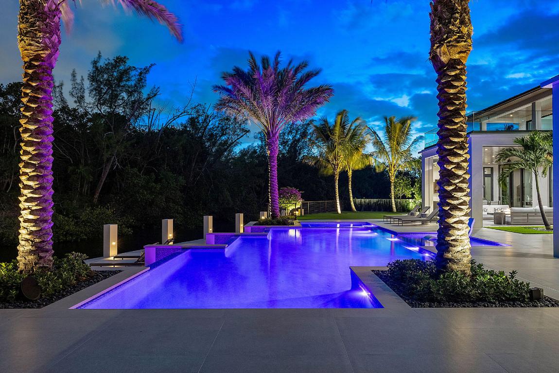 ROYAL PALM YACHT & COUNTRY CLUB - Residential