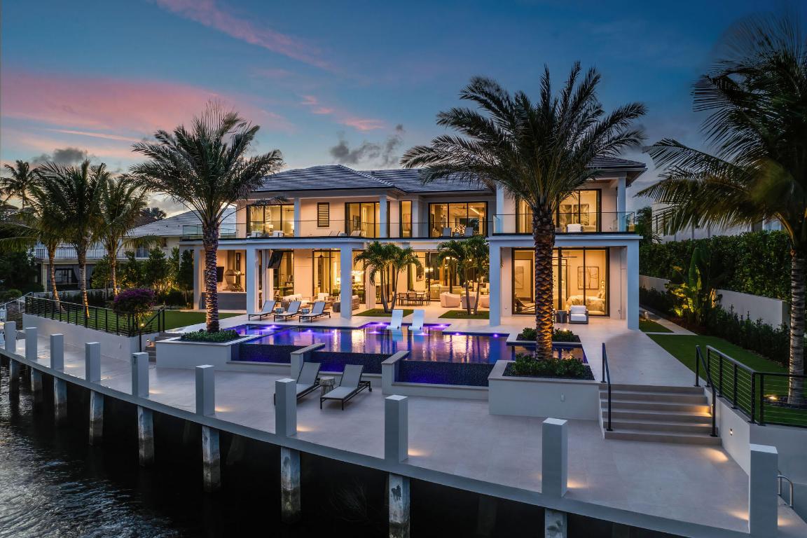 ROYAL PALM YACHT & COUNTRY CLUB - Residential