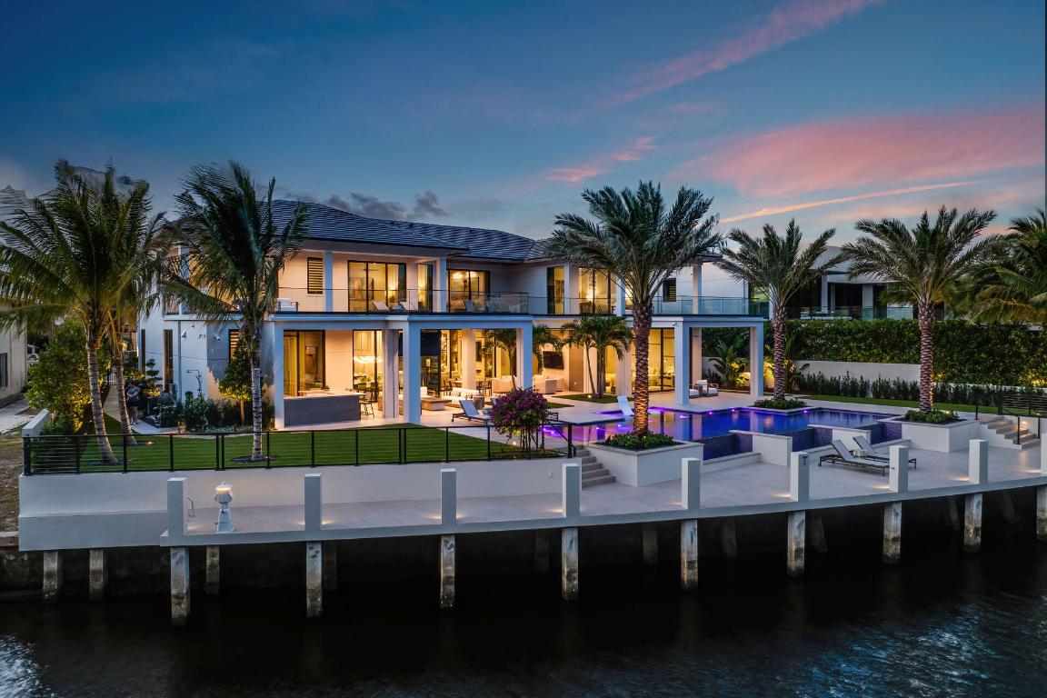 ROYAL PALM YACHT & COUNTRY CLUB - Residential