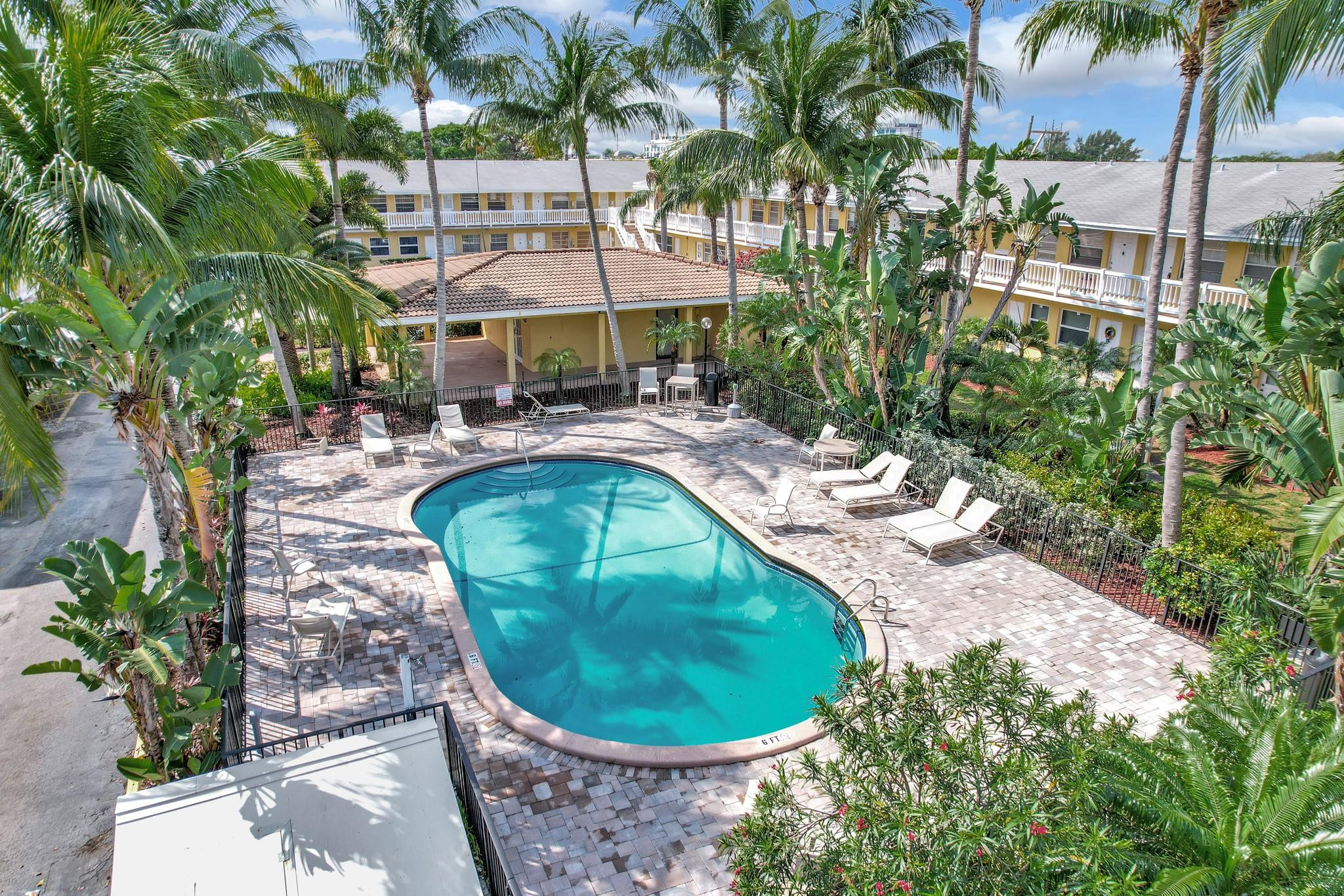 Azul at Kimberly Lake - Residential