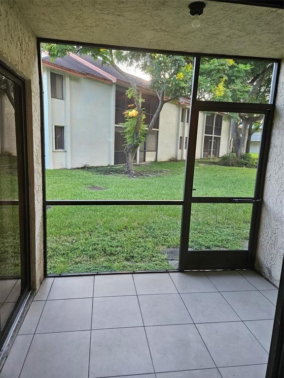 THE COURTYARD CONDOMINIUM - Residential